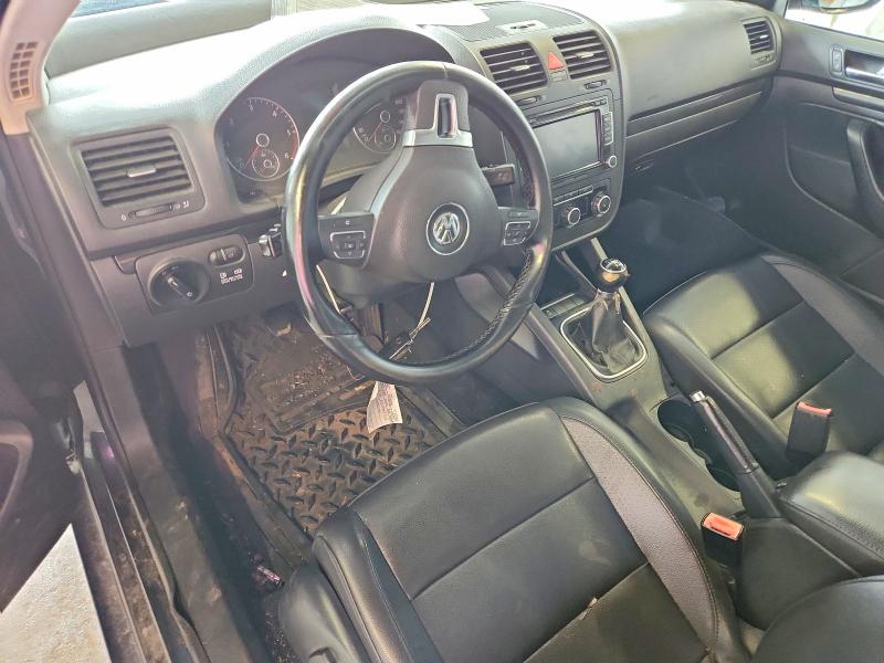 56224826 :رقم المزاد ، 3VWRL7AJ8AM093117 vin ، 2010 Volkswagen Jetta مزاد بيع