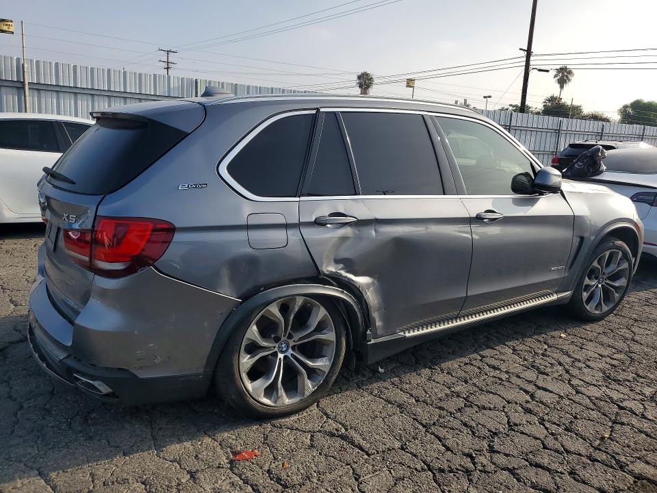 54883746 :رقم المزاد ، 5UXKT0C52J0W04088 vin ، 2018 Bmw X5 مزاد بيع