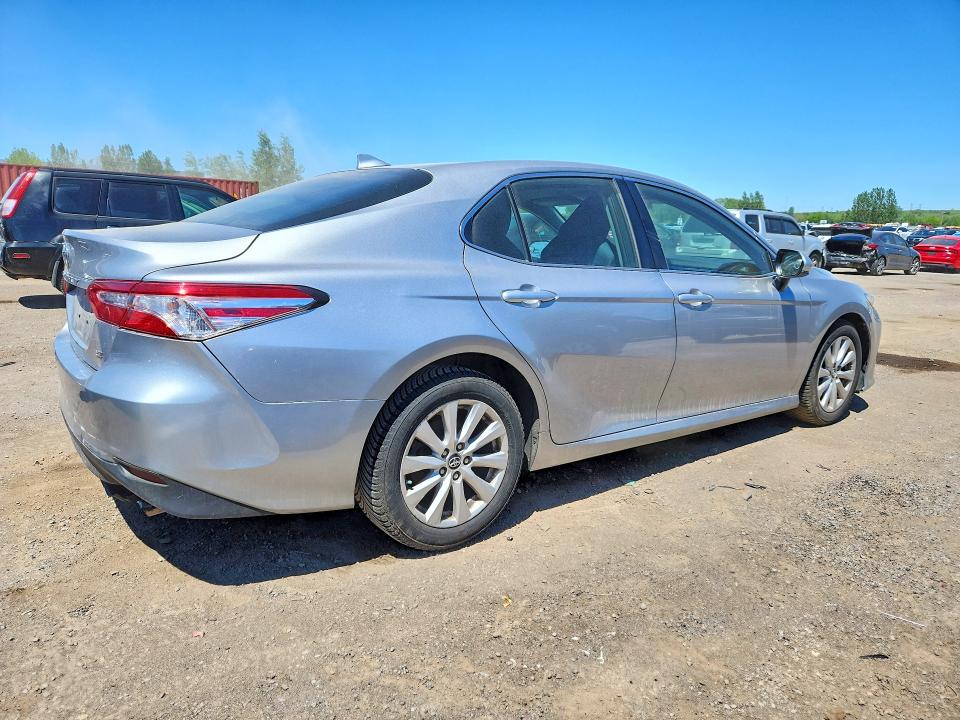 2019 Toyota Camry მანქანა იყიდება აუქციონზე, vin: 4T1B11HK9KU717490, აუქციონის ნომერი: 55905246