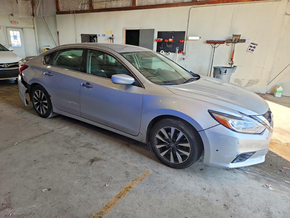 56131936 :رقم المزاد ، 1N4AL3AP3HC211749 vin ، 2017 Nissan Altima مزاد بيع