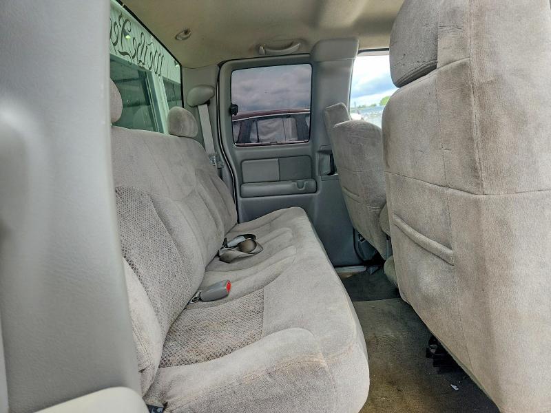 58494276 :رقم المزاد ، 1GCEK19T4YE335277 vin ، 2000 Chevrolet Silverado مزاد بيع