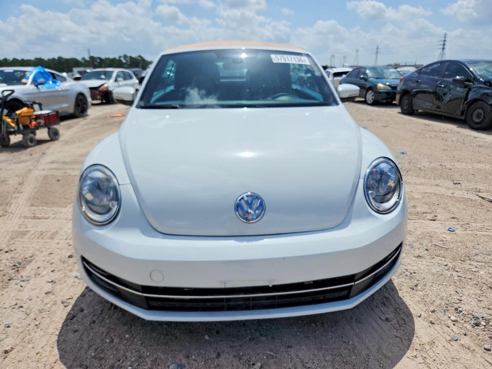 Продажа на аукционе авто 2018 Volkswagen Beetle, vin: 3VW5DAAT8JM502890, номер лота: 57517136