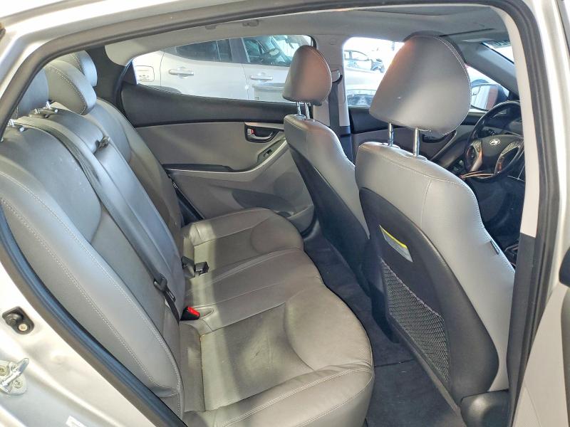 57135826 :رقم المزاد ، KMHDH4AH0FU238269 vin ، 2015 Hyundai Elantra مزاد بيع