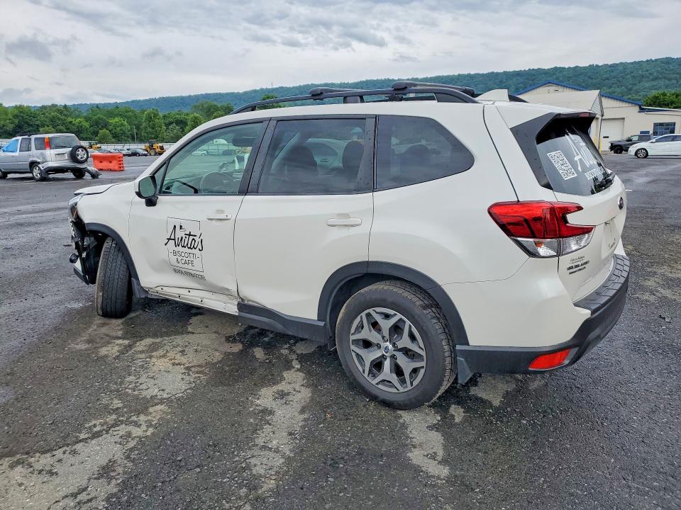 57710726 :رقم المزاد ، JF2SKAJCXMH487542 vin ، 2021 Subaru Forester مزاد بيع