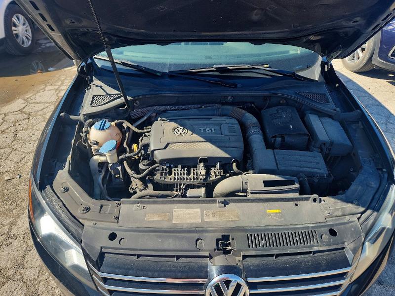 57812836 :رقم المزاد ، 1VWAT7A33FC114558 vin ، 2015 Volkswagen Passat مزاد بيع