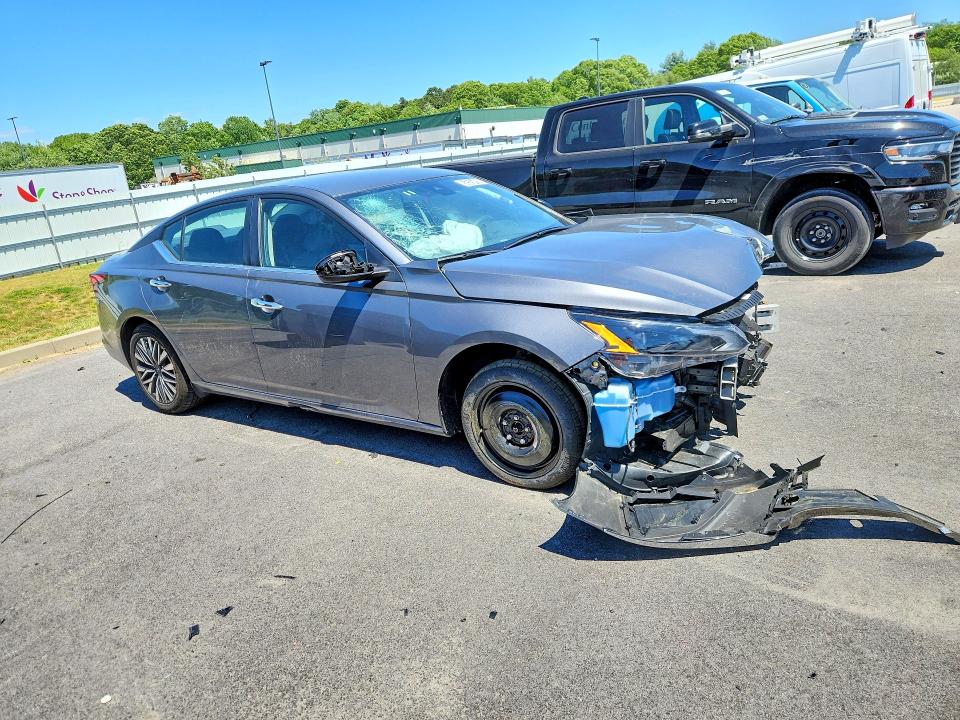 56526456 :رقم المزاد ، 1N4BL4DV1SN305869 vin ، 2025 Nissan Altima مزاد بيع