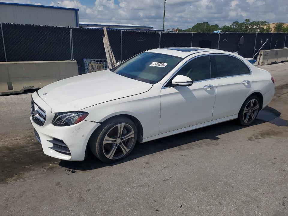 55864336 :رقم المزاد ، WDDZF4JB2HA104451 vin ، 2017 Mercedes-benz E مزاد بيع