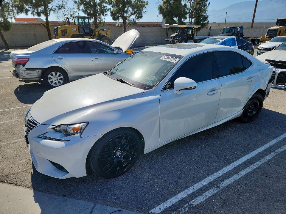 55804706 :رقم المزاد ، JTHBF1D24F5081412 vin ، 2015 Lexus Is مزاد بيع