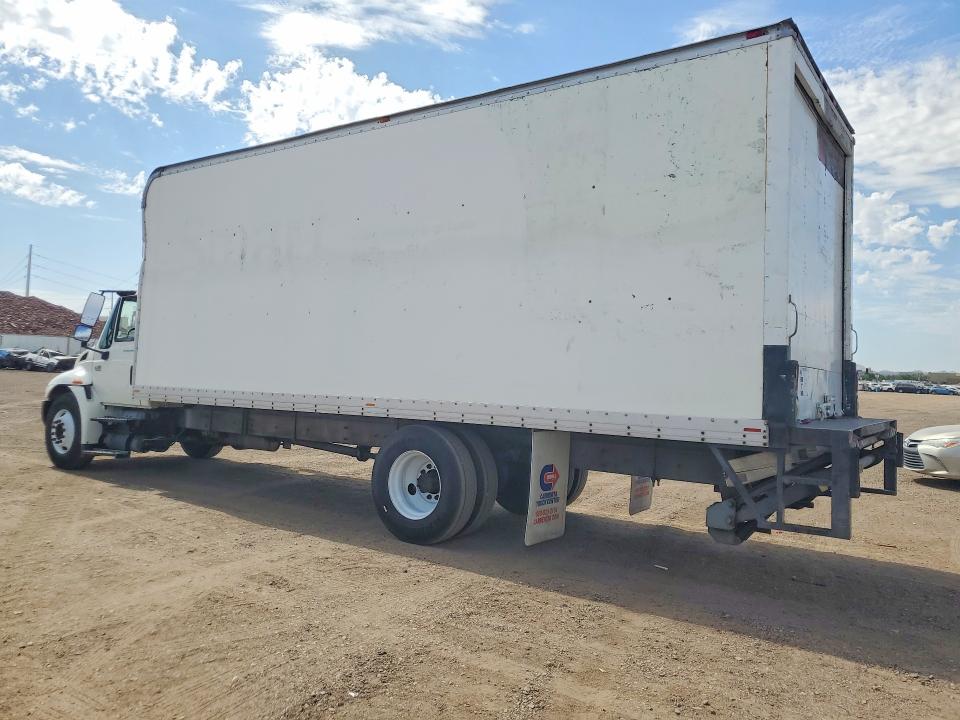 57466396 :رقم المزاد ، 1HTMMAAL36H232058 vin ، 2006 International 4300 مزاد بيع