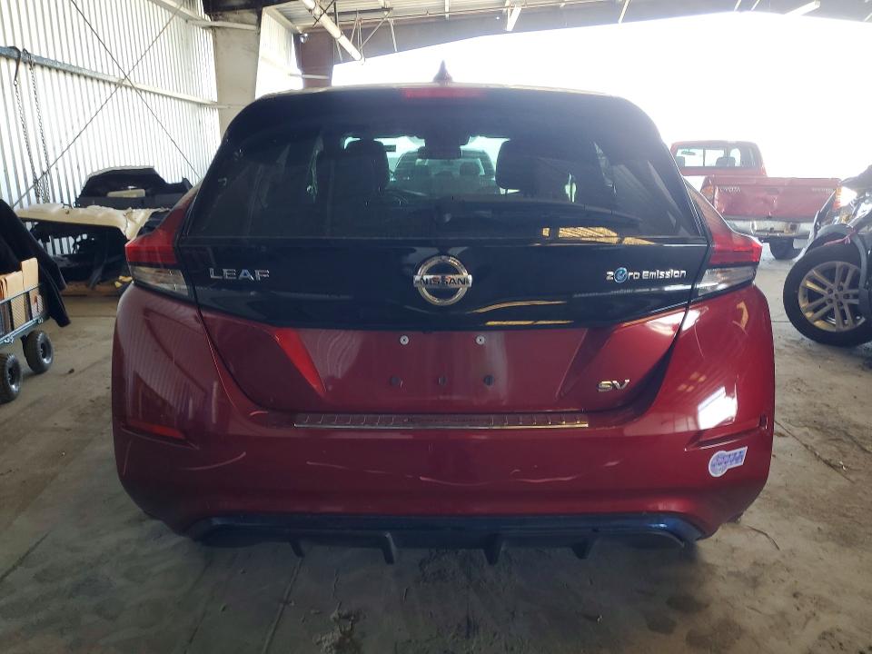 55533236 :رقم المزاد ، 1N4AZ1CP8JC305082 vin ، 2018 Nissan Leaf مزاد بيع