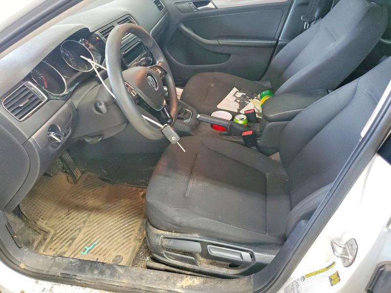 55776136 :رقم المزاد ، 3VWLA7AJXFM341161 vin ، 2015 Volkswagen Jetta مزاد بيع