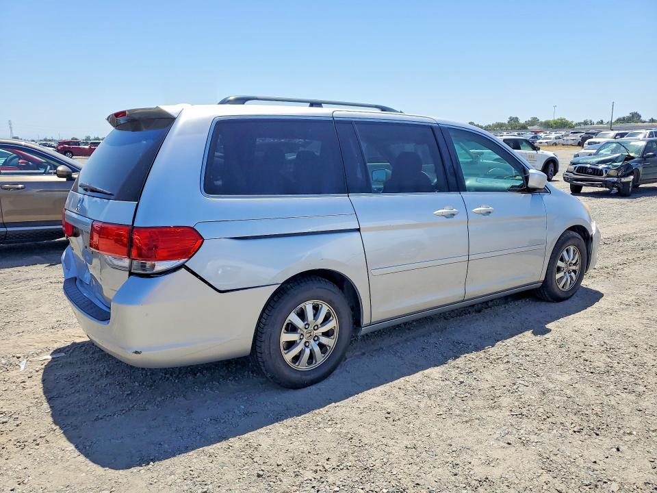 55181846 :رقم المزاد ، 5FNRL3H79AB062968 vin ، 2010 Honda Odyssey مزاد بيع