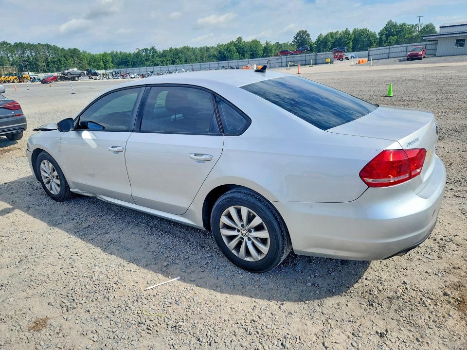 58377856 :رقم المزاد ، 1VWAH7A35DC140268 vin ، 2013 Volkswagen Passat مزاد بيع