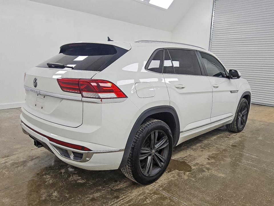 2021 Volkswagen Atlas Cross Sport მანქანა იყიდება აუქციონზე, vin: 1V2PE2CA9MC202337, აუქციონის ნომერი: 56502576