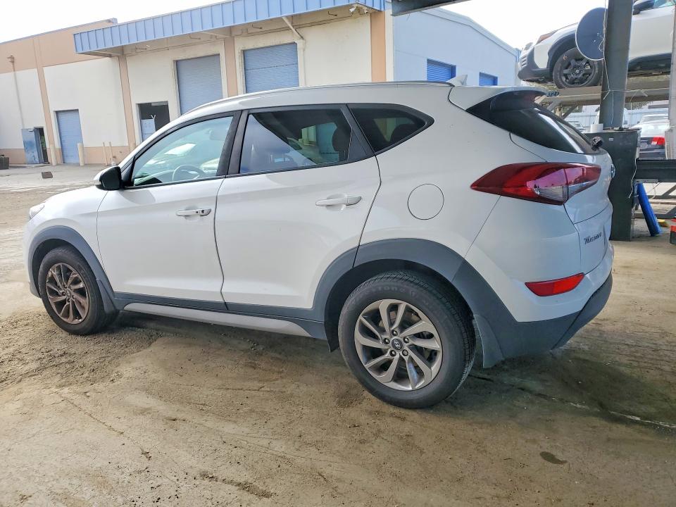 Продажа на аукционе авто 2018 Hyundai Tucson, vin: KM8J33A46JU816781, номер лота: 55880356