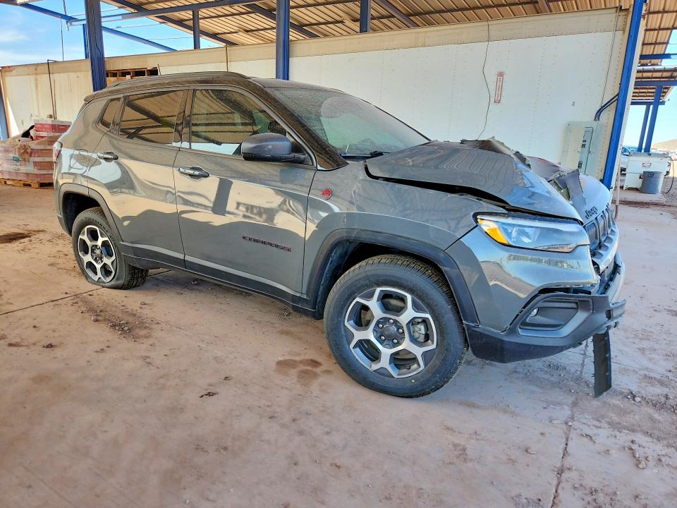 47569976 :رقم المزاد ، 3C4NJDDB0NT115553 vin ، 2022 Jeep Compass مزاد بيع