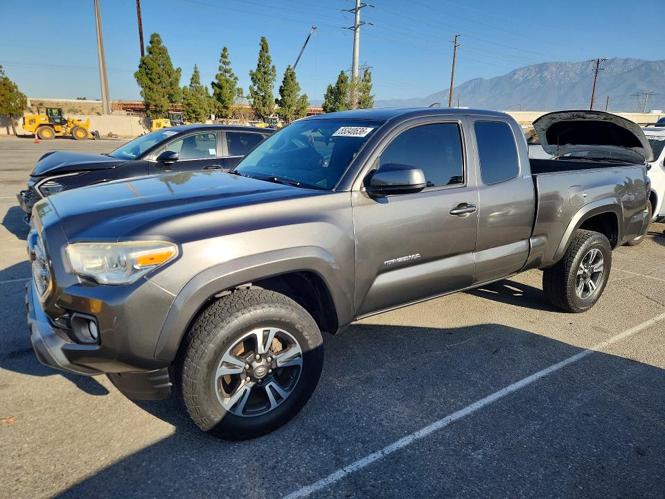 Auction sale of the 2017 Toyota Tacoma, vin: 5TFRX5GN2HX082575, lot number: 55340636