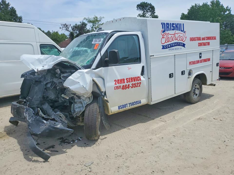 55607586 :رقم المزاد ، 1GB0GRF7XP1103973 vin ، 2023 Chevrolet Express G3500 مزاد بيع