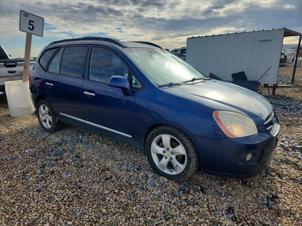 55787626 :رقم المزاد ، KNAFG526087177295 vin ، 2008 Kia Rondo مزاد بيع