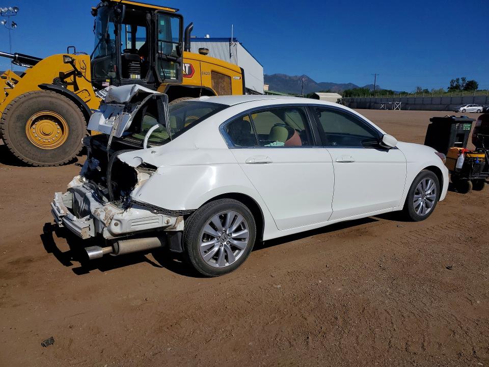 56612246 :رقم المزاد ، 1HGCP2F8XBA068239 vin ، 2011 Honda Accord مزاد بيع