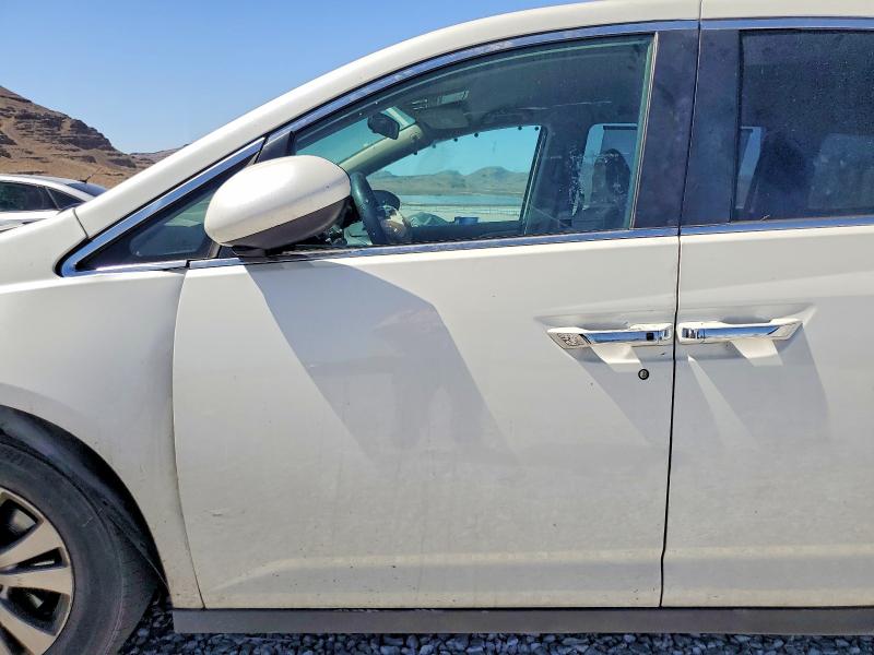 55783286 :رقم المزاد ، 5FNRL5H48HB006564 vin ، 2017 Honda Odyssey مزاد بيع