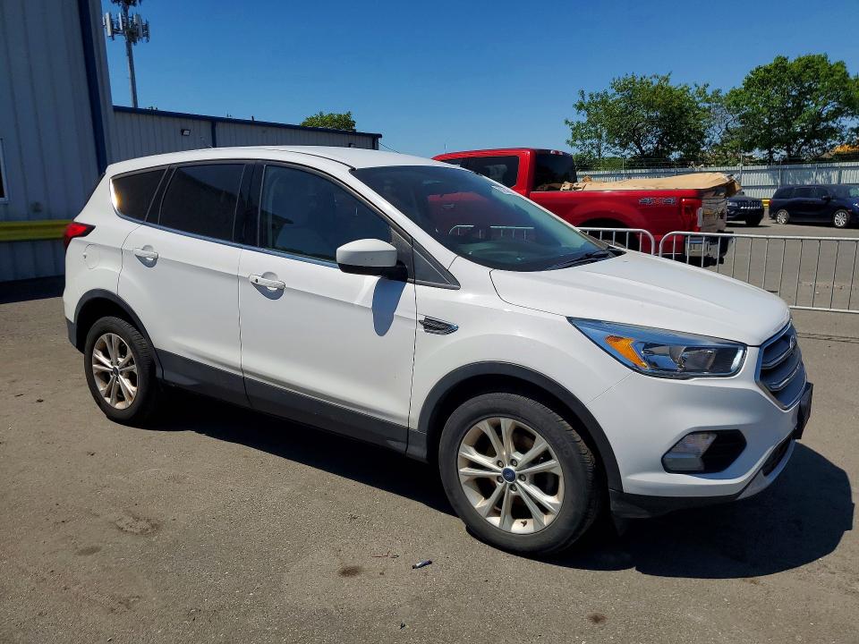 Продажа на аукционе авто 2019 Ford Escape, vin: 1FMCU0GD9KUC34204, номер лота: 55849686