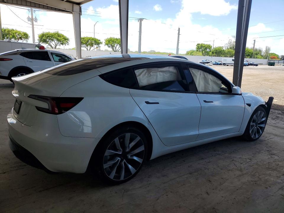 Продаж на аукціоні авто 2025 Tesla Model 3, vin: 5YJ3E1EA1SF015472, номер лоту: 41633996