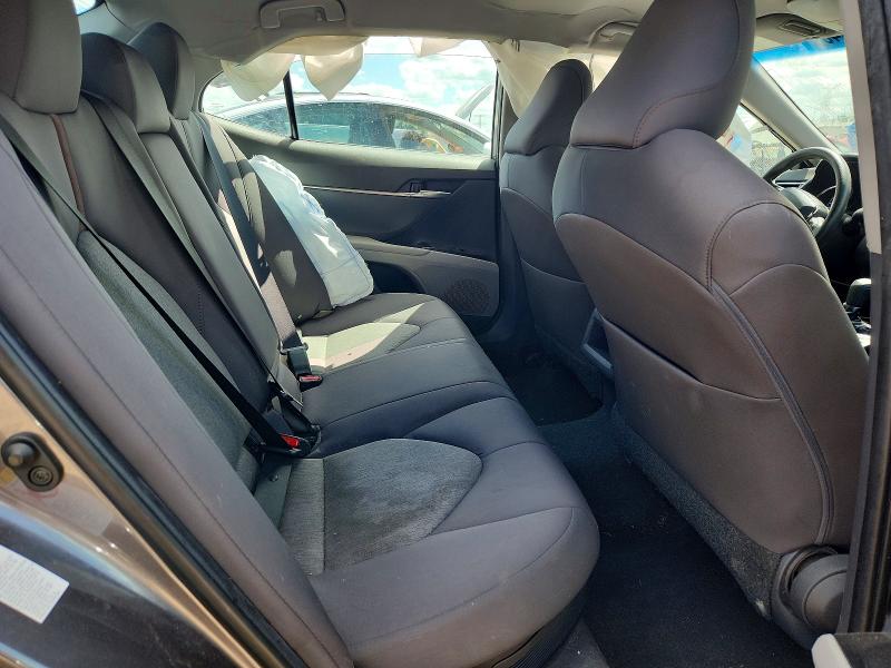Продажа на аукционе авто 2018 Toyota Camry, vin: 4T1B31HKXJU502662, номер лота: 57409946