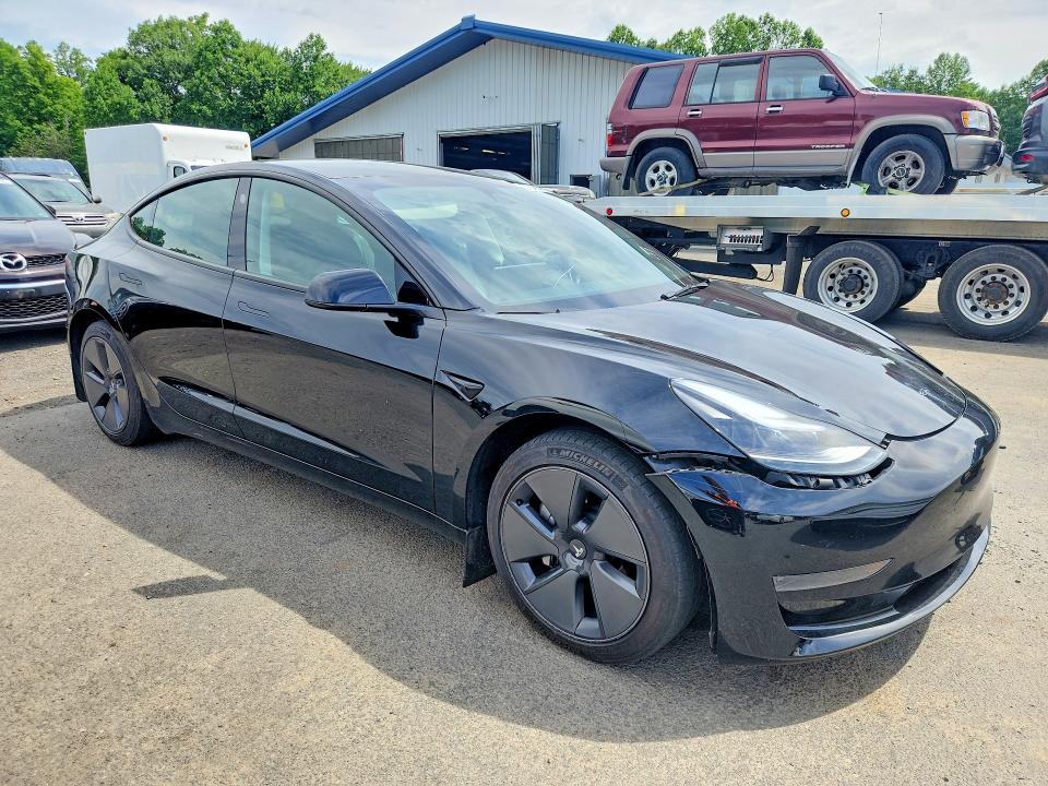Продажа на аукционе авто 2023 Tesla Model 3, vin: 5YJ3E1EA1PF578710, номер лота: 57946406