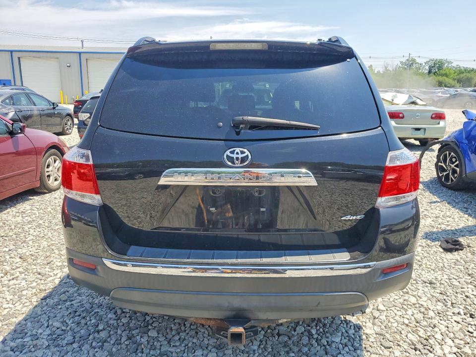 2013 Toyota Highlander მანქანა იყიდება აუქციონზე, vin: 5TDBK3EH7DS205935, აუქციონის ნომერი: 56837016