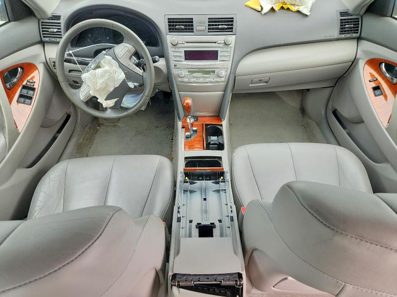 57871796 :رقم المزاد ، 4T1BF3EKXBU212852 vin ، 2011 Toyota Camry مزاد بيع