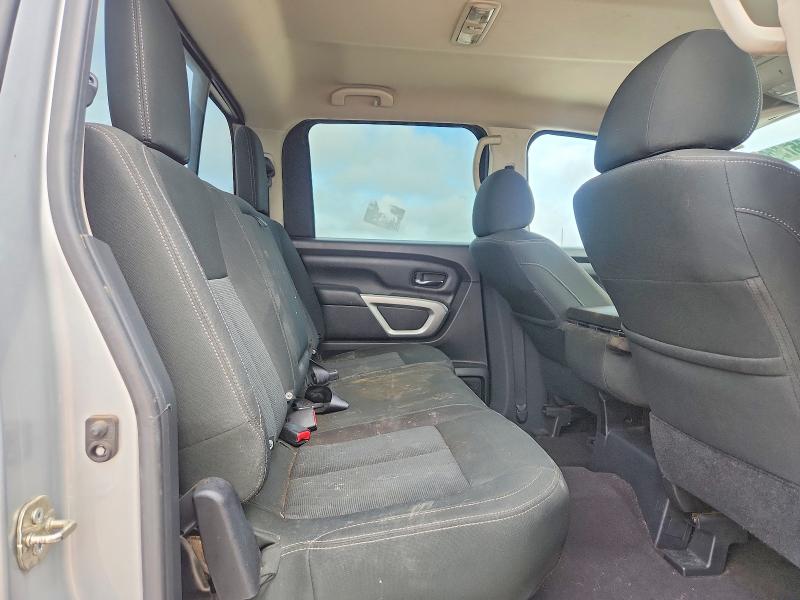 55675296 :رقم المزاد ، 1N6AA1EK2HN518012 vin ، 2017 Nissan Titan مزاد بيع