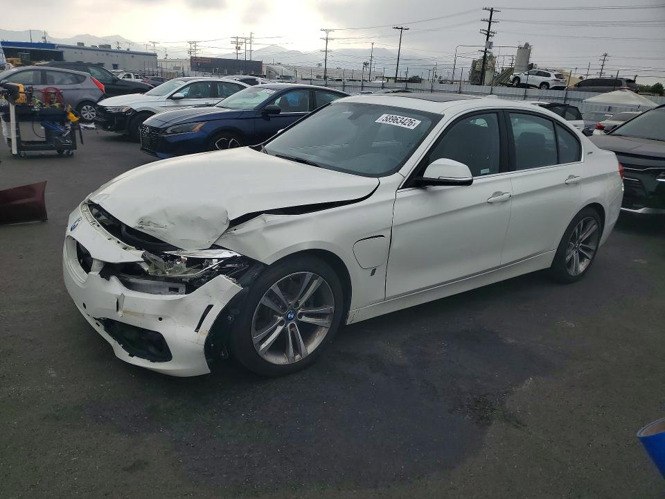 58963426 :رقم المزاد ، WBA8E1C55JA756322 vin ، 2018 Bmw 330e مزاد بيع