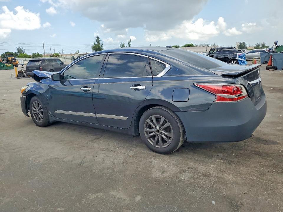 2015 Nissan Altima მანქანა იყიდება აუქციონზე, vin: 1N4AL3AP8FN897126, აუქციონის ნომერი: 59116476