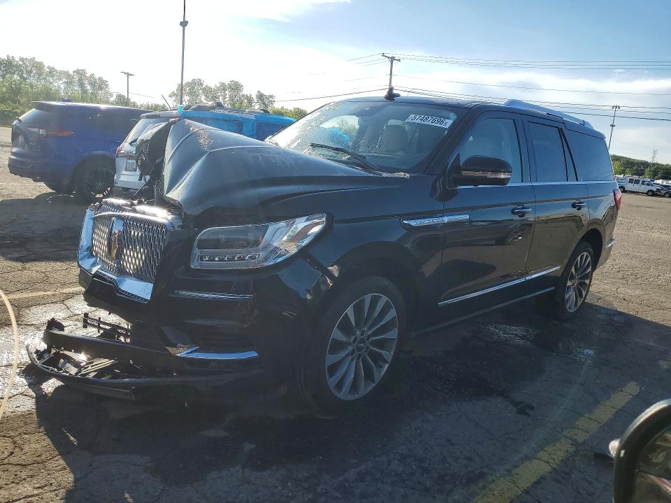 57487696 :رقم المزاد ، 5LMJJ2KT1LEL21131 vin ، 2020 Lincoln Navigator مزاد بيع