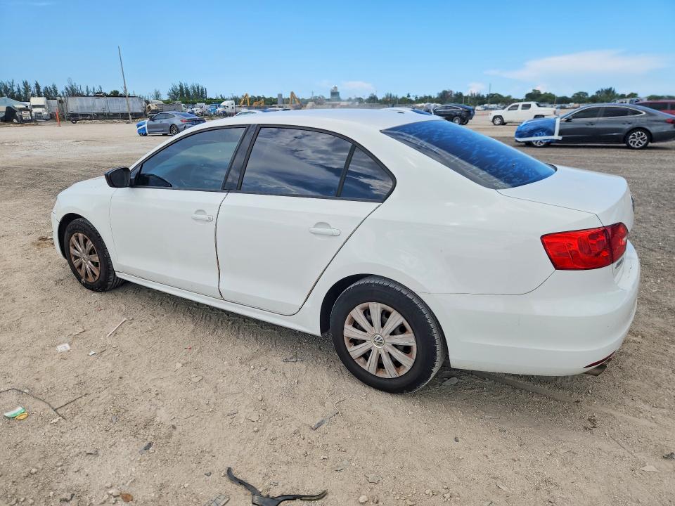 58381766 :رقم المزاد ، 3VW2K7AJ2EM311711 vin ، 2014 Volkswagen Jetta مزاد بيع