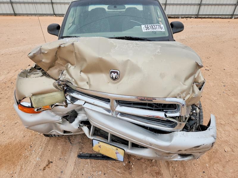 56183776 :رقم المزاد ، 1B7HL48X52S700963 vin ، 2002 Dodge Dakota مزاد بيع