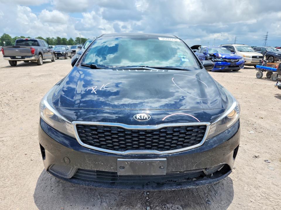 55787716 :رقم المزاد ، 3KPFL4A78JE207250 vin ، 2018 Kia Forte مزاد بيع