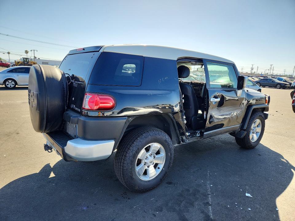55961016 :رقم المزاد ، JTEZU11F08K001813 vin ، 2008 Toyota Fj Cruiser مزاد بيع