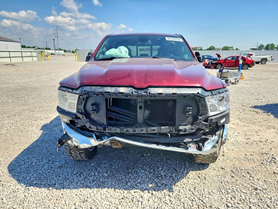 56124776 :رقم المزاد ، 1C6SRFFT2KN585728 vin ، 2019 Ram 1500 مزاد بيع