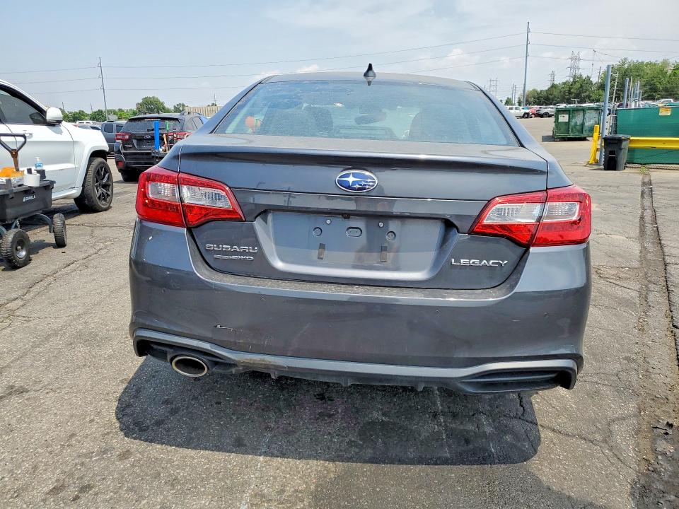 Продаж на аукціоні авто 2018 Subaru Legacy, vin: 4S3BNAN62J3006895, номер лоту: 58154896