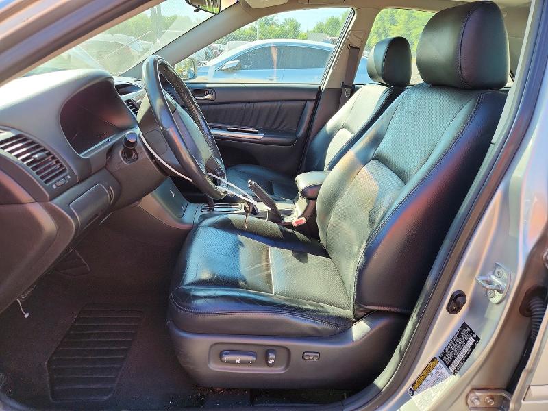55857446 :رقم المزاد ، 4T1BA32KX5U043214 vin ، 2005 Toyota Camry مزاد بيع
