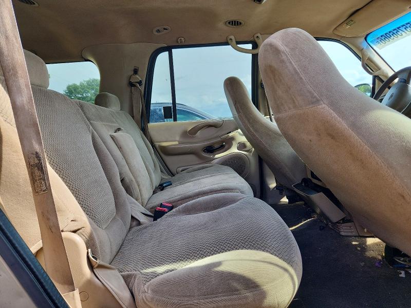 55756966 :رقم المزاد ، 1FMRU15W71LB81009 vin ، 2001 Ford Expedition مزاد بيع