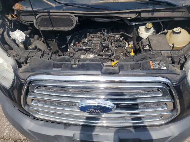 57317876 :رقم المزاد ، 1FBVU4XG2FKA74901 vin ، 2015 Ford Transit مزاد بيع