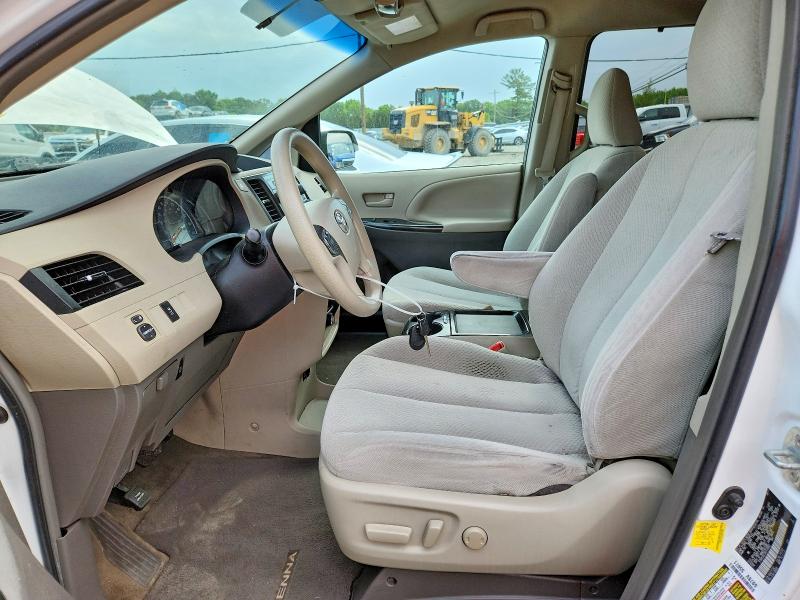 2011 Toyota Sienna Fwd W/7-passe მანქანა იყიდება აუქციონზე, vin: 5TDKK3DC2BS170952, აუქციონის ნომერი: 56671966