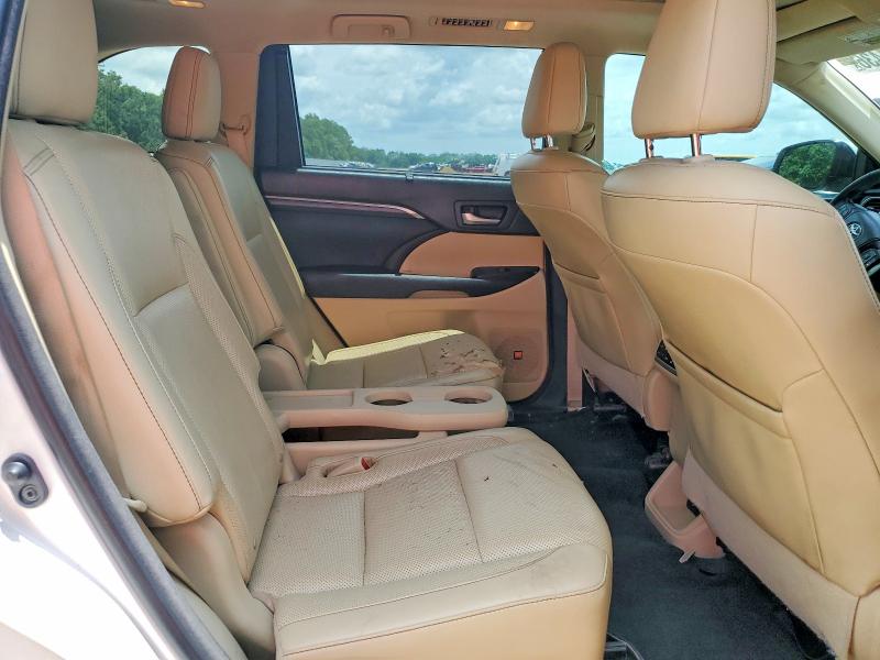 55147436 :رقم المزاد ، 5TDYKRFH7FS046543 vin ، 2015 Toyota Highlander مزاد بيع