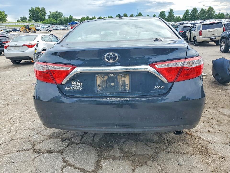 2016 Toyota Camry მანქანა იყიდება აუქციონზე, vin: 4T1BF1FK1GU589631, აუქციონის ნომერი: 57683206