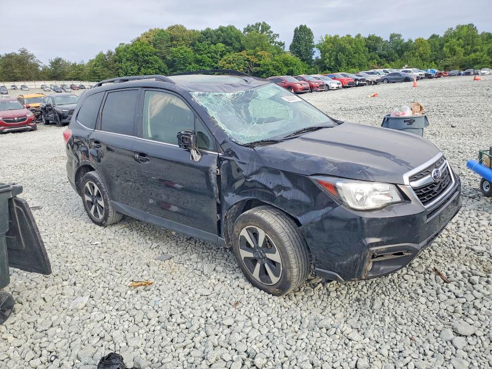 Продаж на аукціоні авто 2018 Subaru Forester, vin: JF2SJAJC2JH499621, номер лоту: 56582656