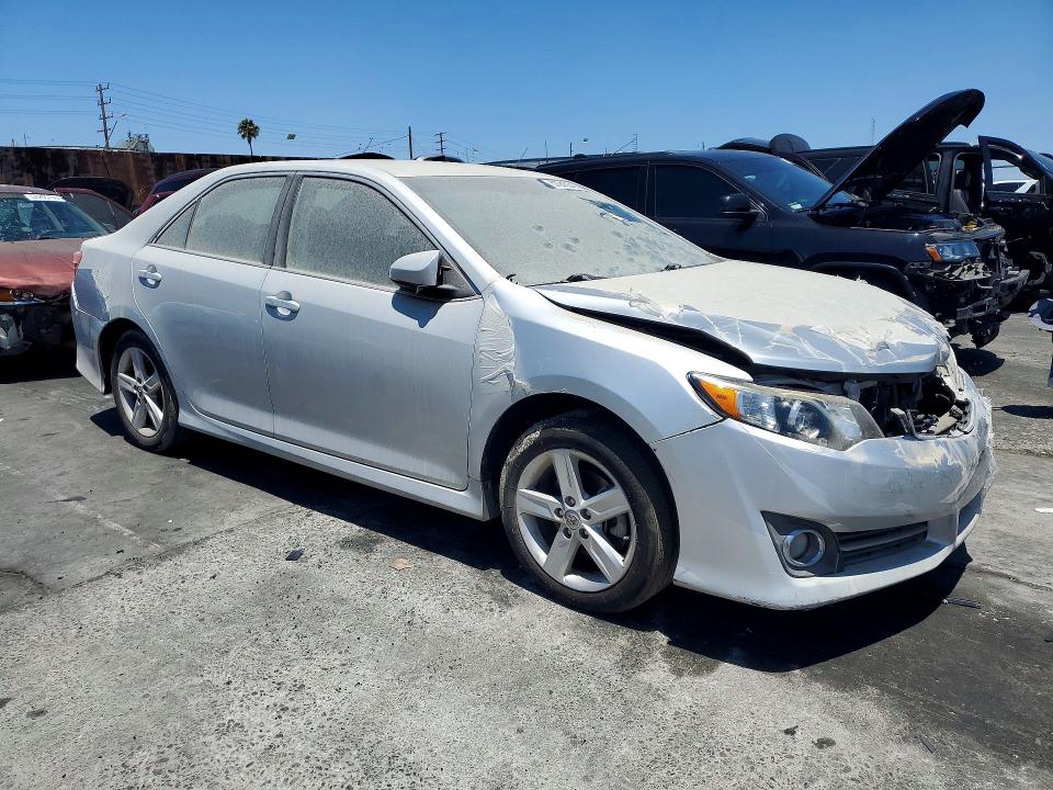 2014 Toyota Camry მანქანა იყიდება აუქციონზე, vin: 4T1BF1FK6EU816518, აუქციონის ნომერი: 57245246