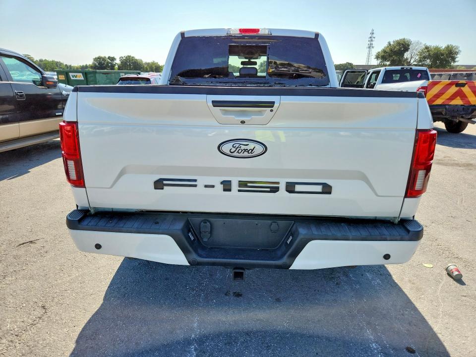 57743286 :رقم المزاد ، 1FTEW1EG8JFC86582 vin ، 2018 Ford F150 مزاد بيع